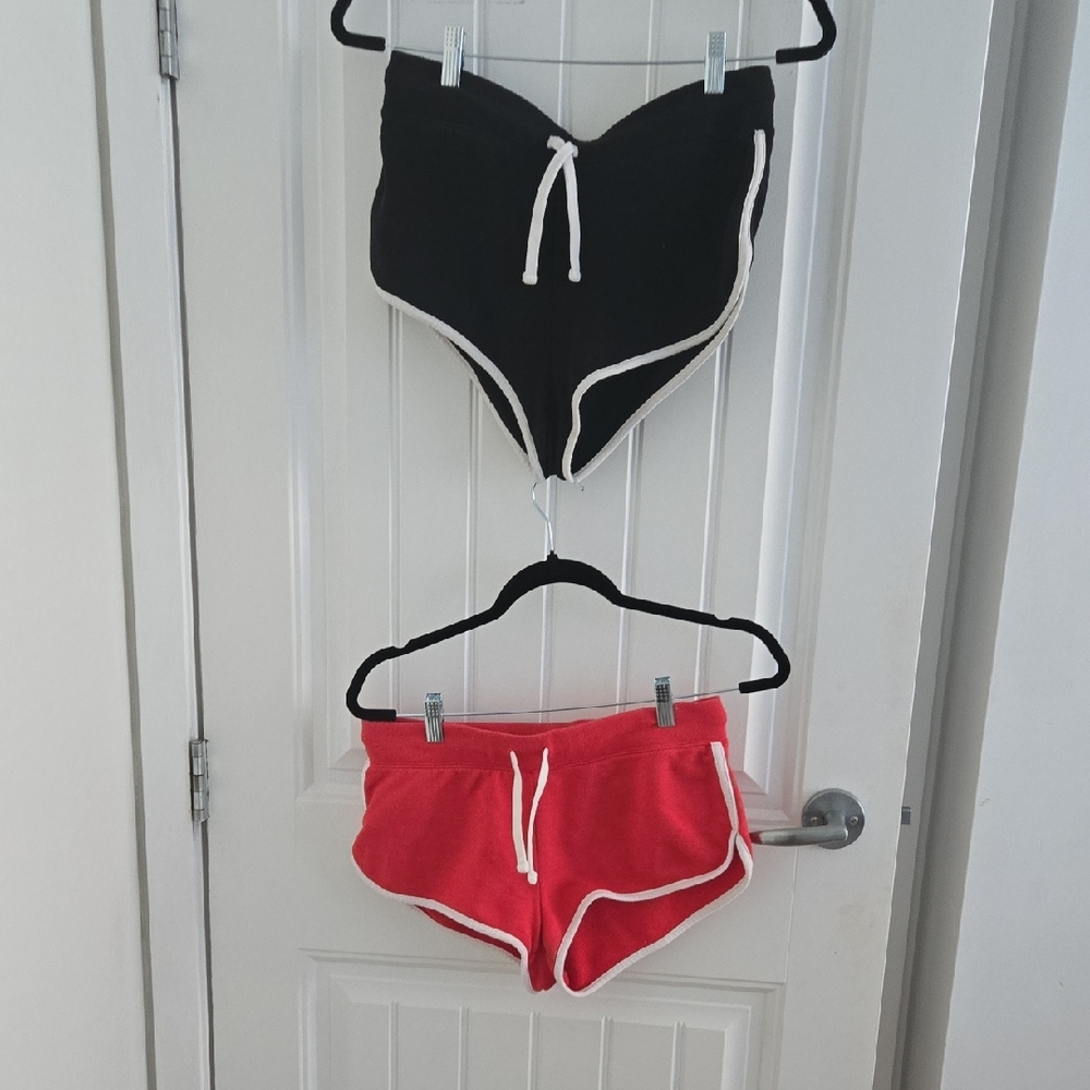 H&M Black and Red Athletic Shorts Performance Bottoms